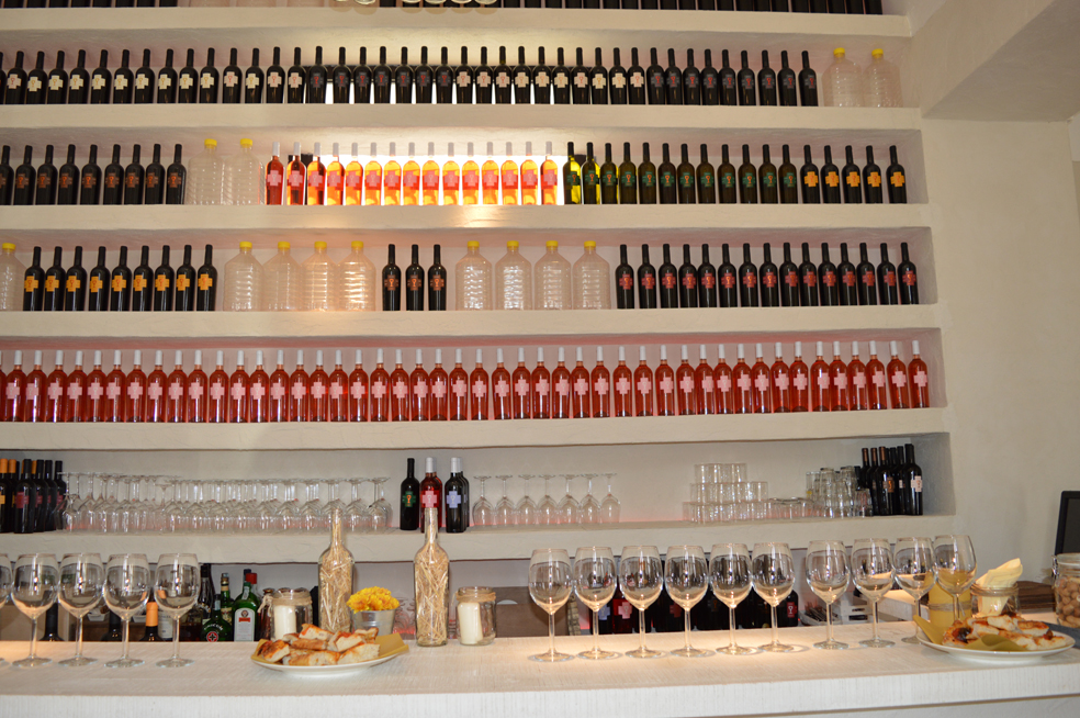 27-wcantina-winebar.jpg