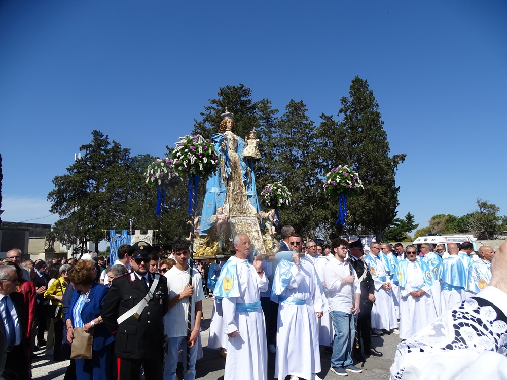 wcavallino-FestaMadonnaStatua.jpg