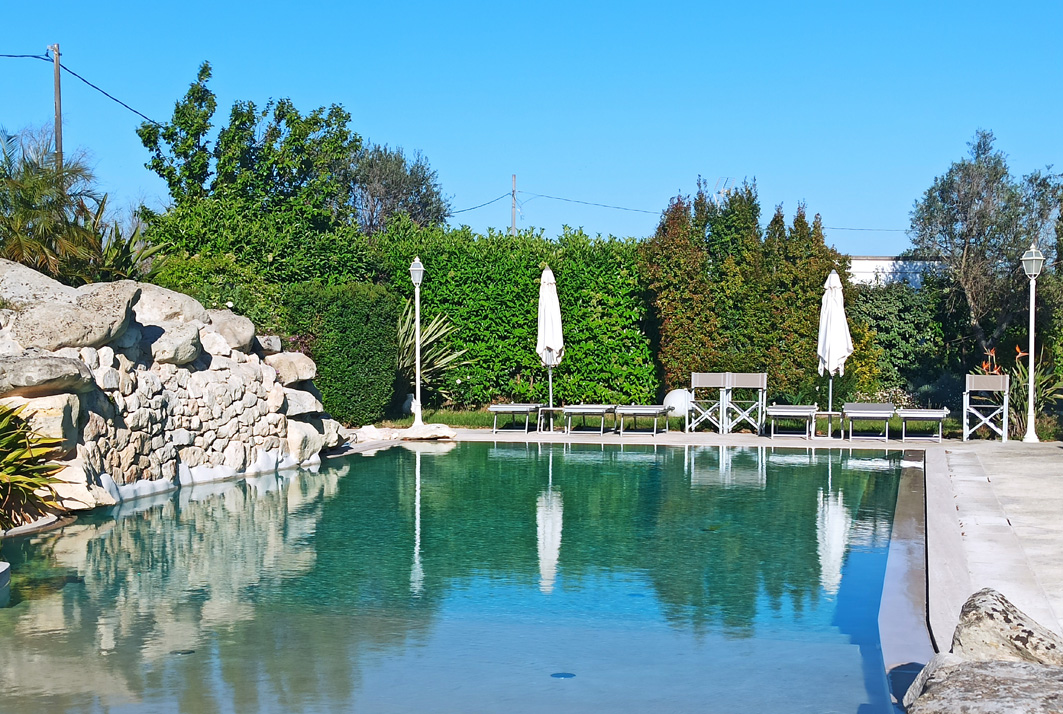 w-willaria-piscina.jpg