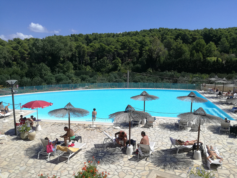 1wcds-basilianiPiscina.jpg