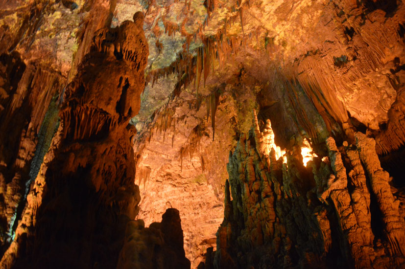 14wcastellana-grotte.jpg