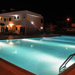 7woasi piscina
