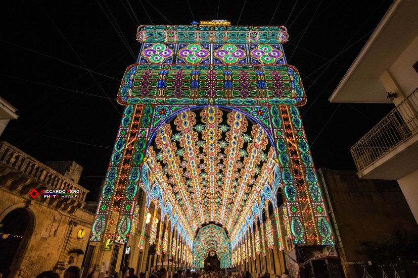 10w_-_2018_-_Montesano_Salentino_LE_-_ARC_DE_TRIOMPHE.jpg